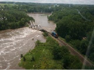 UPDATE: Search continues for worker after bridge collapse - KTIV News ...